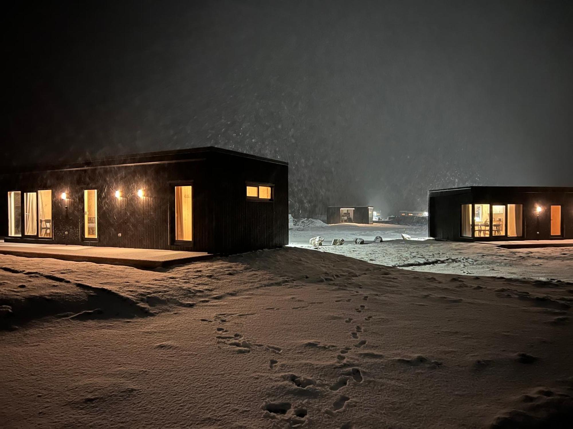Rey - House * Höfn